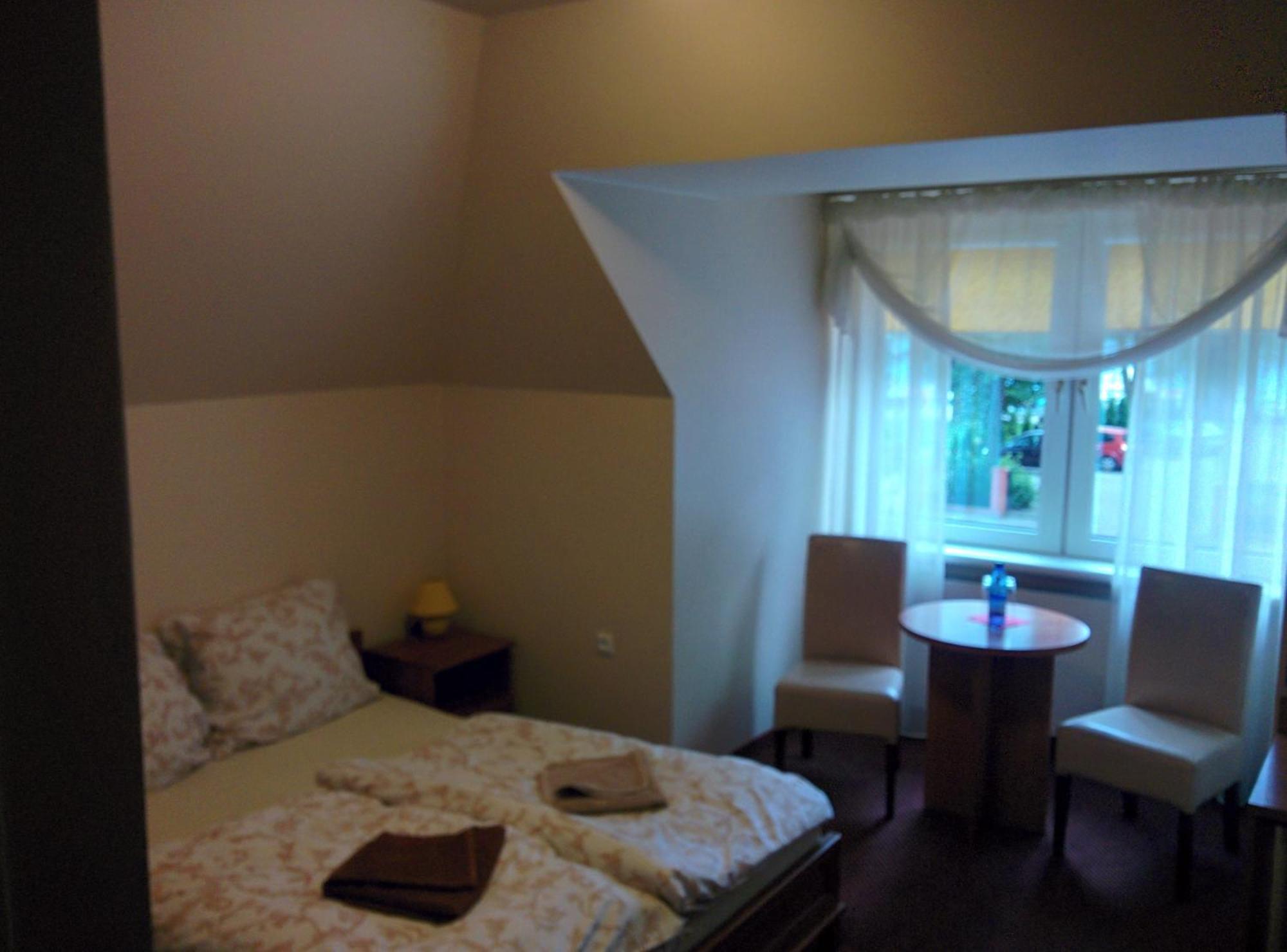 Pensjonat Nad Jeziorem Hotel Myślibórz Cameră foto