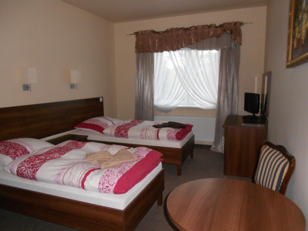 Pensjonat Nad Jeziorem Hotel Myślibórz Cameră foto