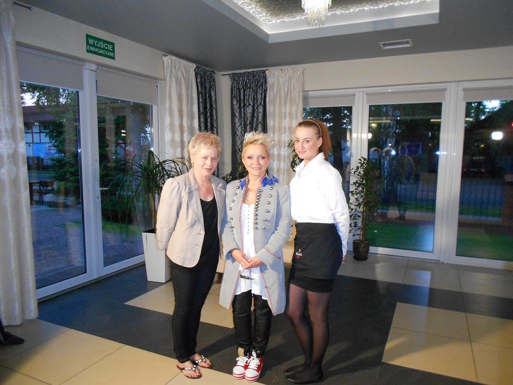 Pensjonat Nad Jeziorem Hotel Myślibórz Exterior foto