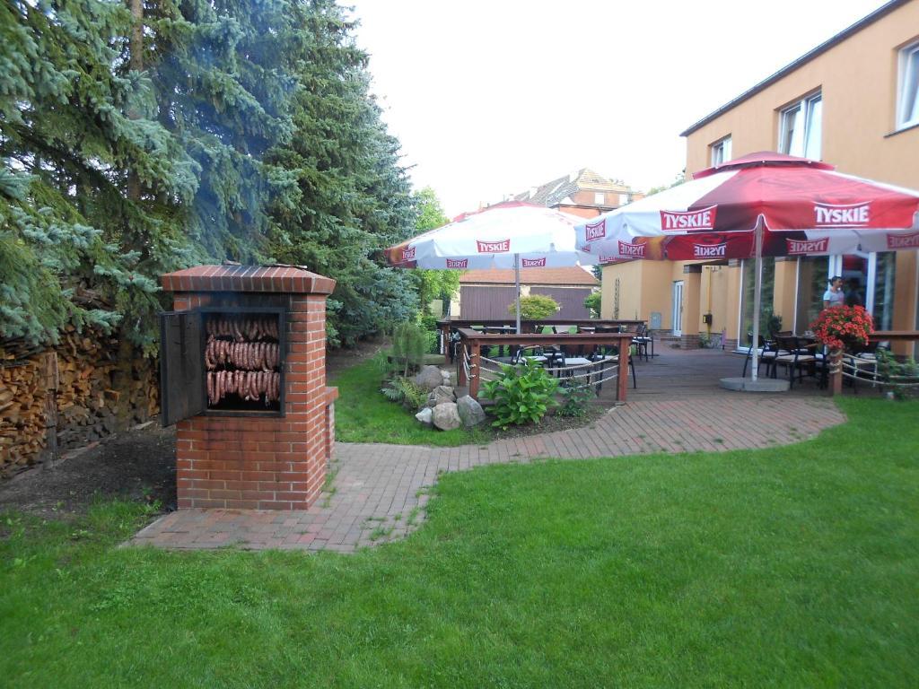 Pensjonat Nad Jeziorem Hotel Myślibórz Exterior foto