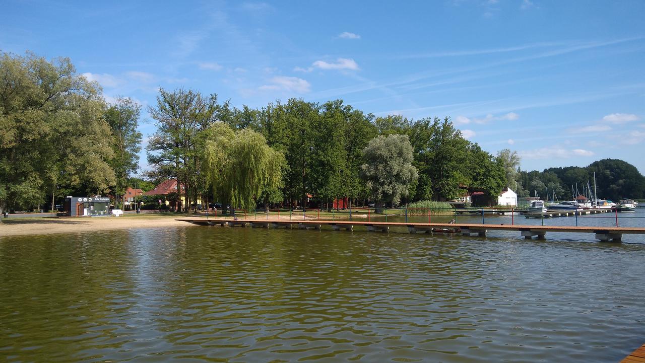 Pensjonat Nad Jeziorem Hotel Myślibórz Exterior foto